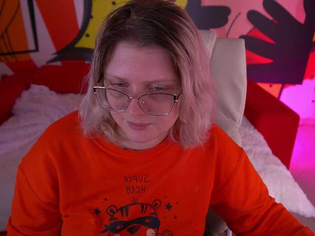 CoolTatis's BongaCams show and profile