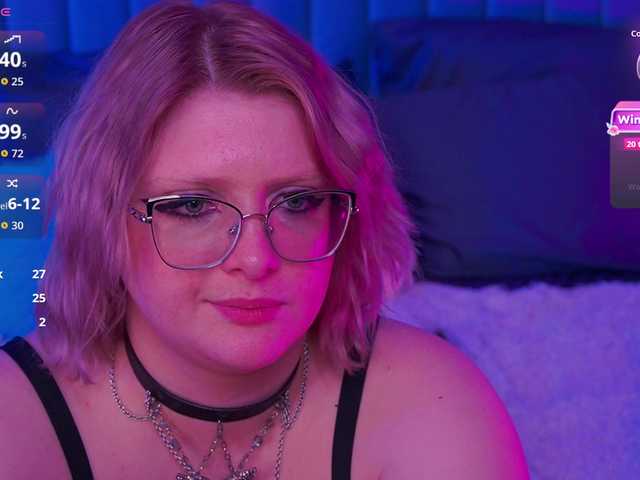 CoolTatis's BongaCams show and profile