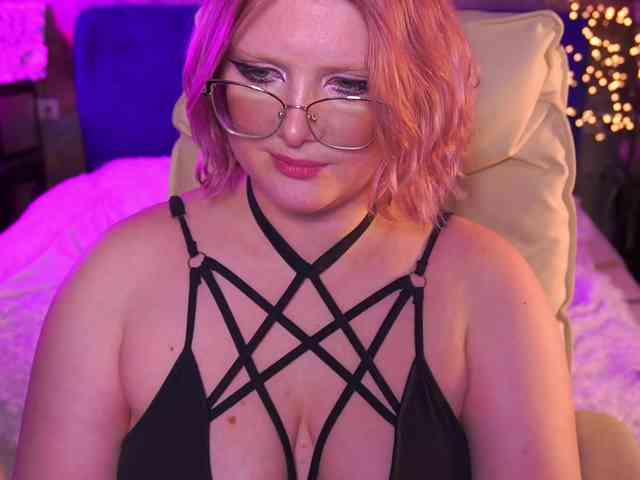 CoolTatis Live Webcam on BongaCams