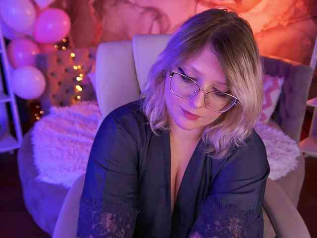 CoolTatis Live Webcam on BongaCams