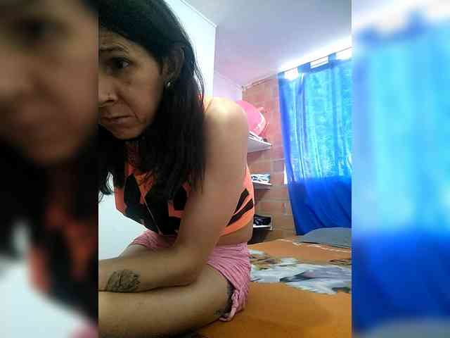 maja26 Live Webcam on BongaCams