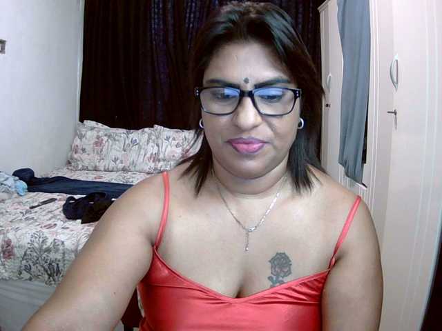 indiandelight001 from BongaCams is Freechat