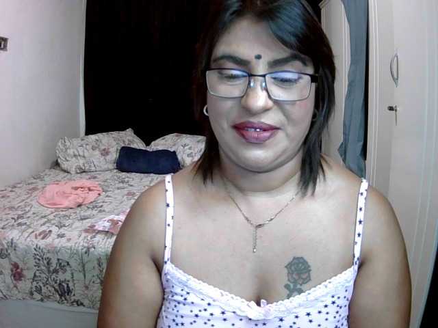 indiandelight001's BongaCams show and profile