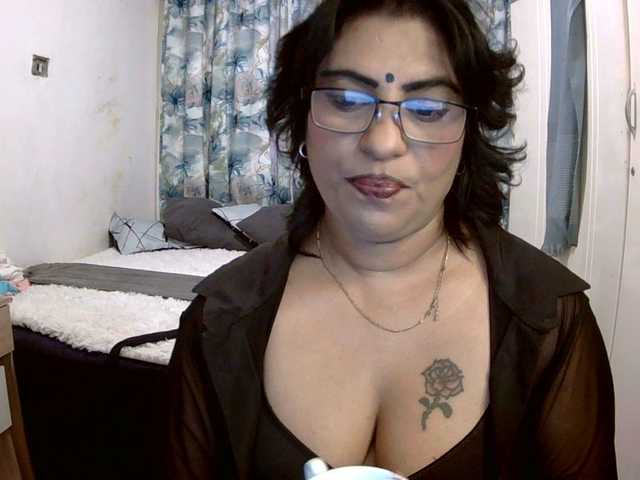 indiandelight001's BongaCams show and profile