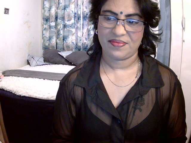 indiandelight001's BongaCams show and profile