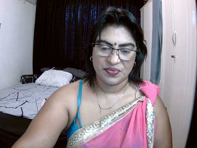 indiandelight001's BongaCams show and profile