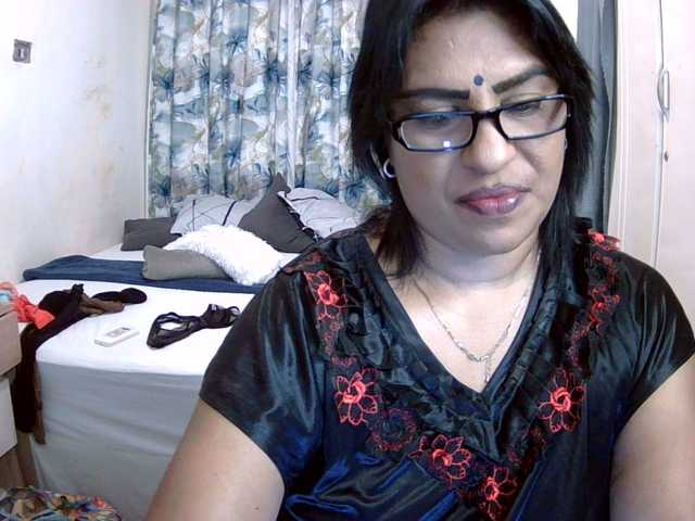 indiandelight001's BongaCams show and profile