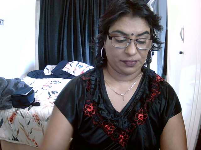 indiandelight001's BongaCams show and profile