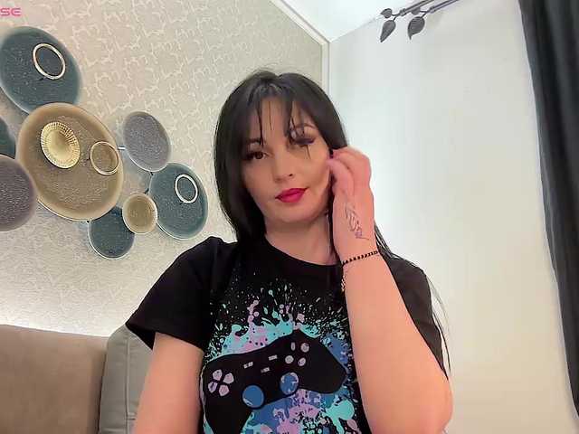 lovecoryna's BongaCams show and profile