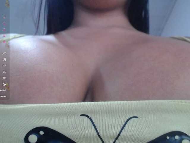 violeta-thequeen webcam bongacams model stream image