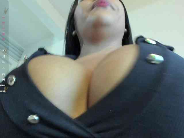 violeta-thequeen webcam