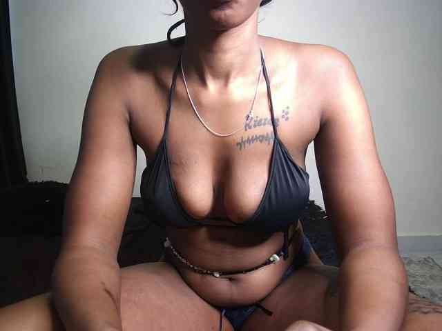 Hotpussy01 webcam