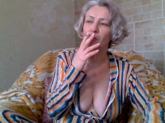 Lorie-Carrie on BongaCams 