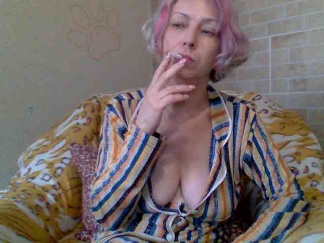 Lorie-Carrie webcam