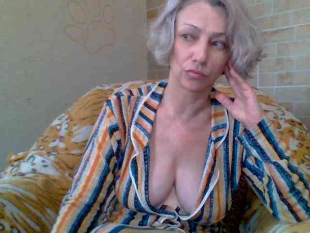 Lorie-Carrie webcam