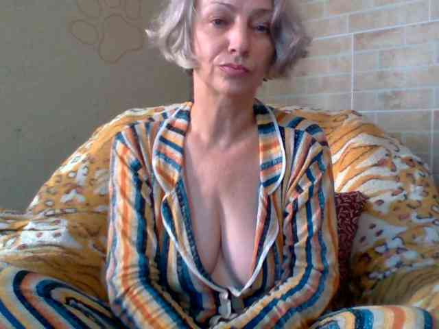 Lorie-Carrie webcam