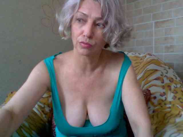 Lorie-Carrie webcam