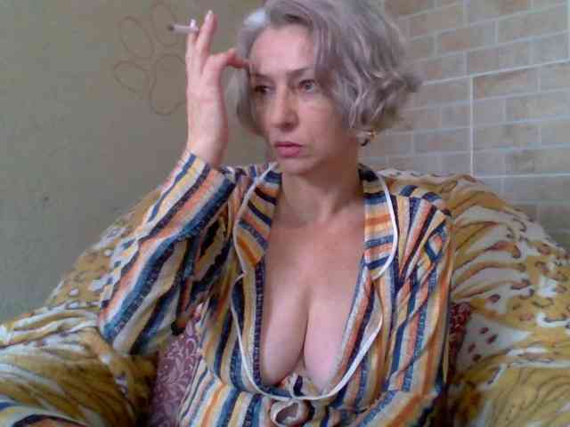 Lorie-Carrie webcam