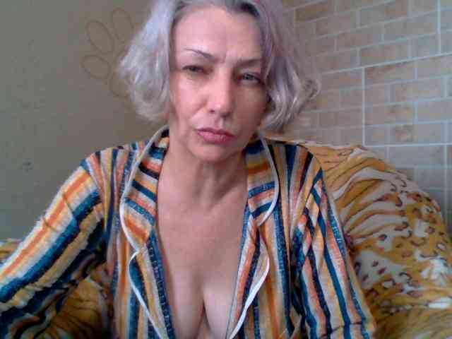 Lorie-Carrie webcam