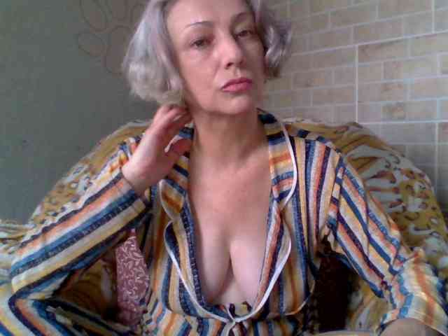 Lorie-Carrie webcam