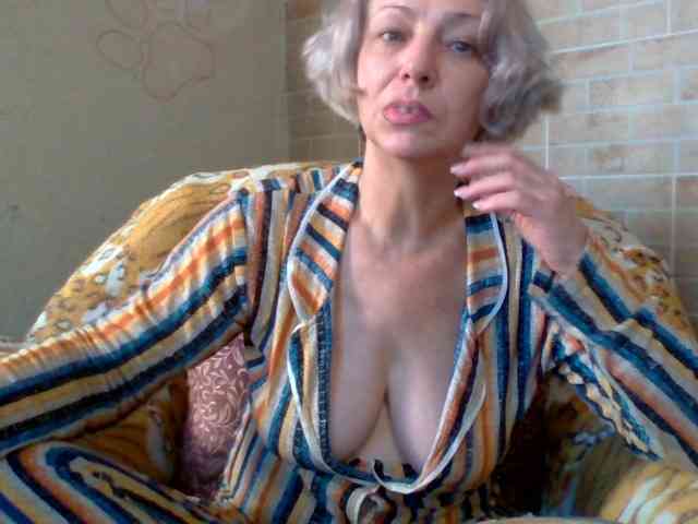 Lorie-Carrie webcam
