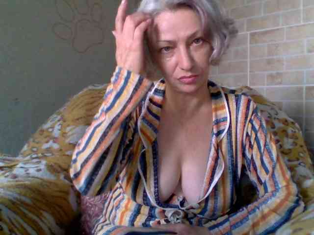 Lorie-Carrie webcam