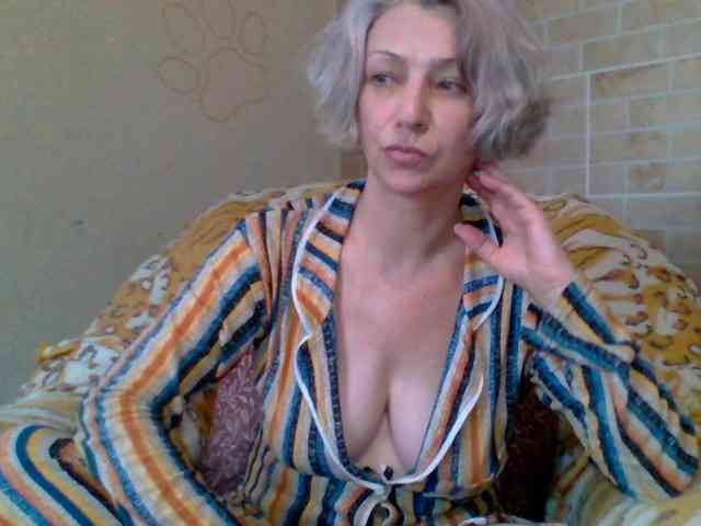 Lorie-Carrie webcam