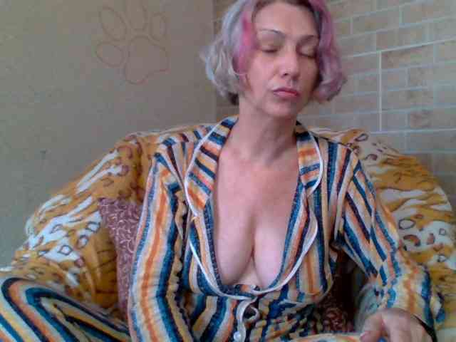 Lorie-Carrie webcam