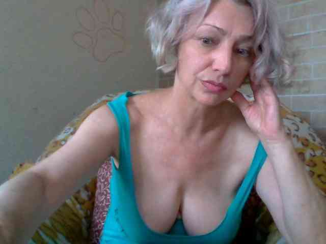 Lorie-Carrie webcam