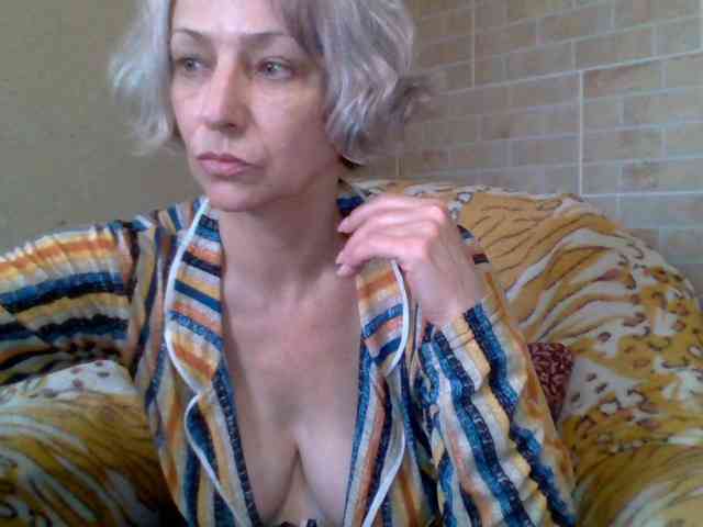 Lorie-Carrie webcam