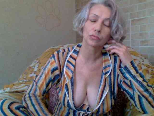 Lorie-Carrie webcam