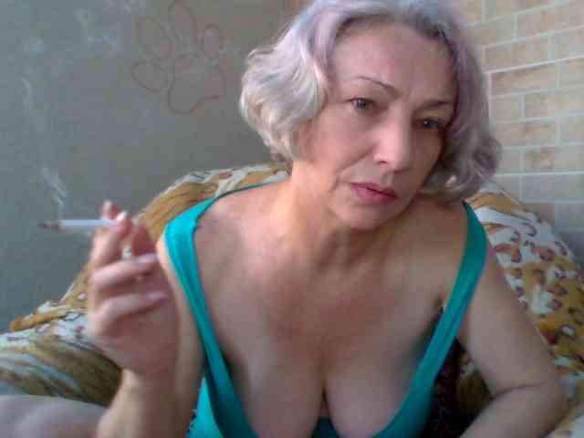 Lorie-Carrie webcam