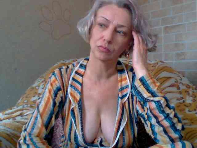 Lorie-Carrie webcam