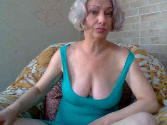 Lorie-Carrie webcam