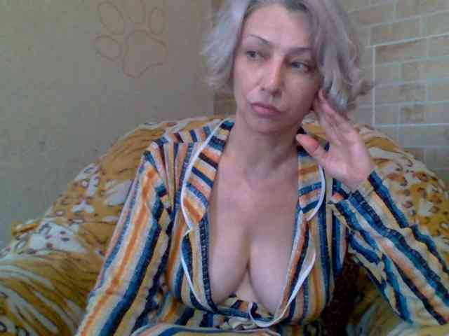 Lorie-Carrie webcam