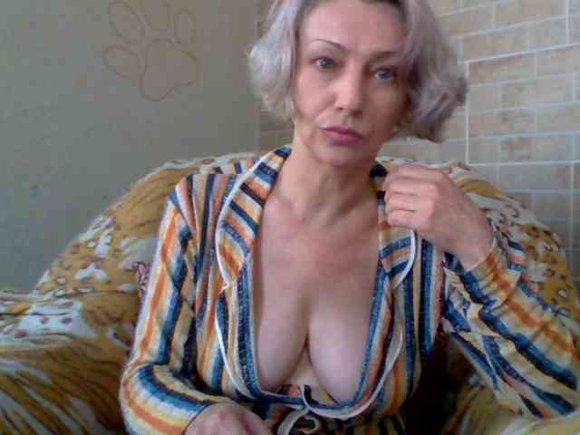 Lorie-Carrie webcam