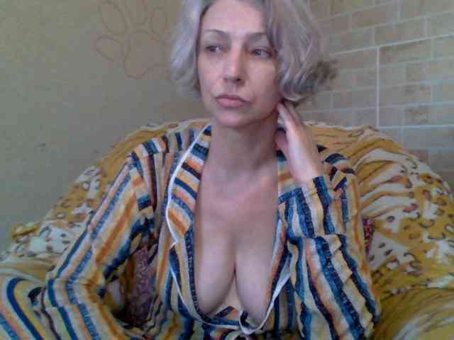 Lorie-Carrie webcam