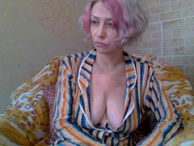 Lorie-Carrie webcam