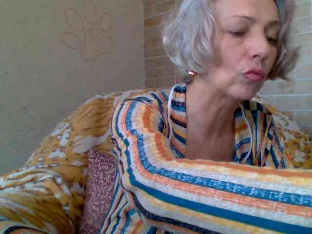 Lorie-Carrie webcam