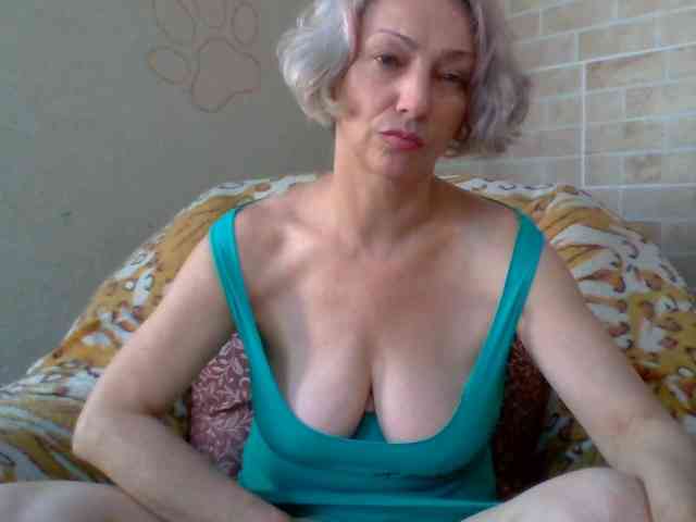 Lorie-Carrie webcam