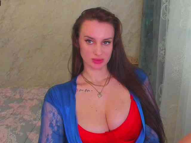 LikaStarrr1