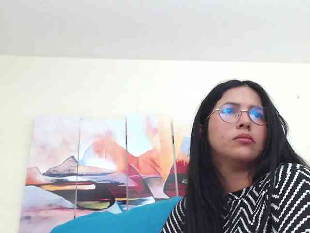 KatrinaR webcam