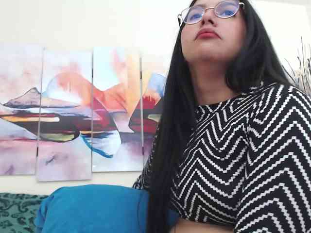 KatrinaR webcam