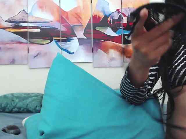 KatrinaR webcam