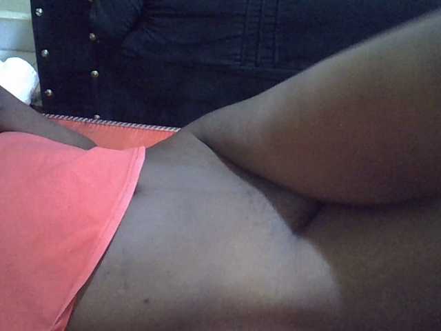 Sweetvine's BongaCams show and profile