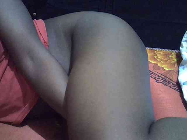 Sweetvine Live Webcam on BongaCams