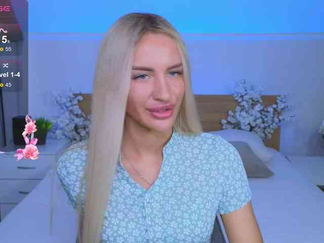 LeilaFlower webcam