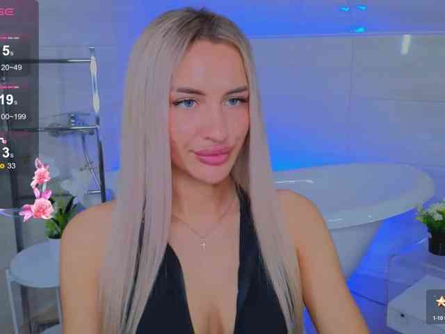 LeilaFlower webcam