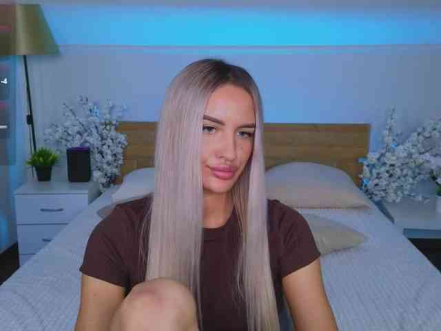 LeilaFlower webcam