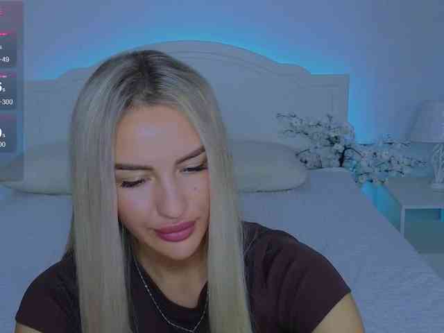 LeilaFlower webcam